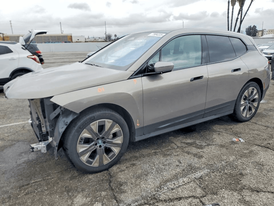 2025 BMW IX, Xdrive50
