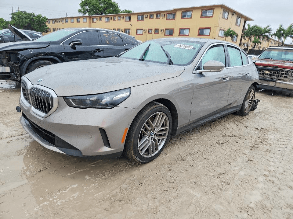 2024 BMW 5 Series, 530