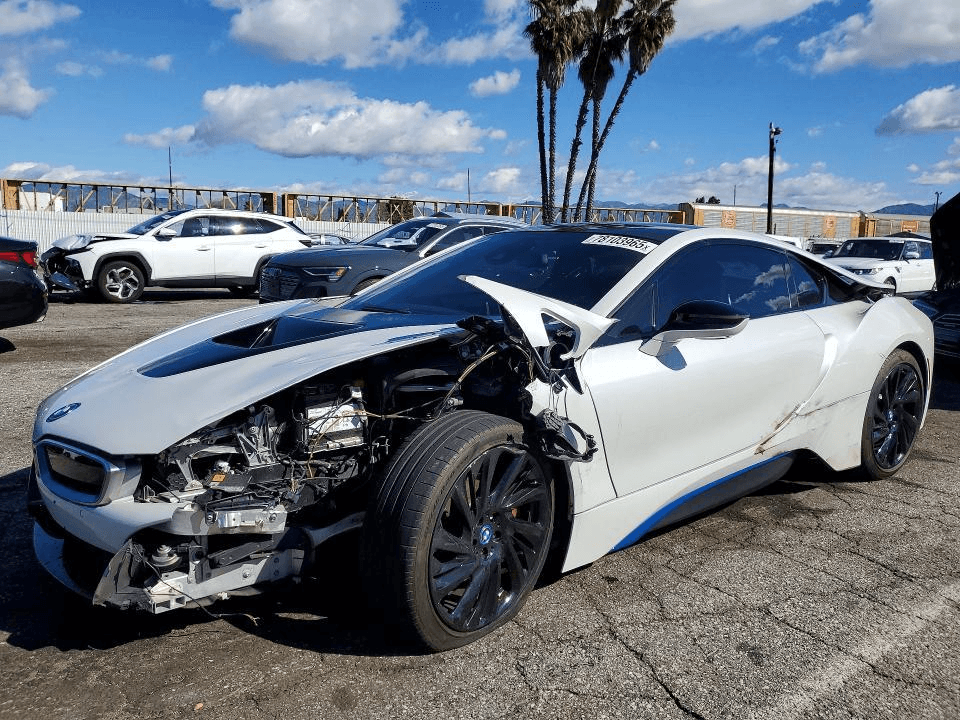 2016 BMW I8